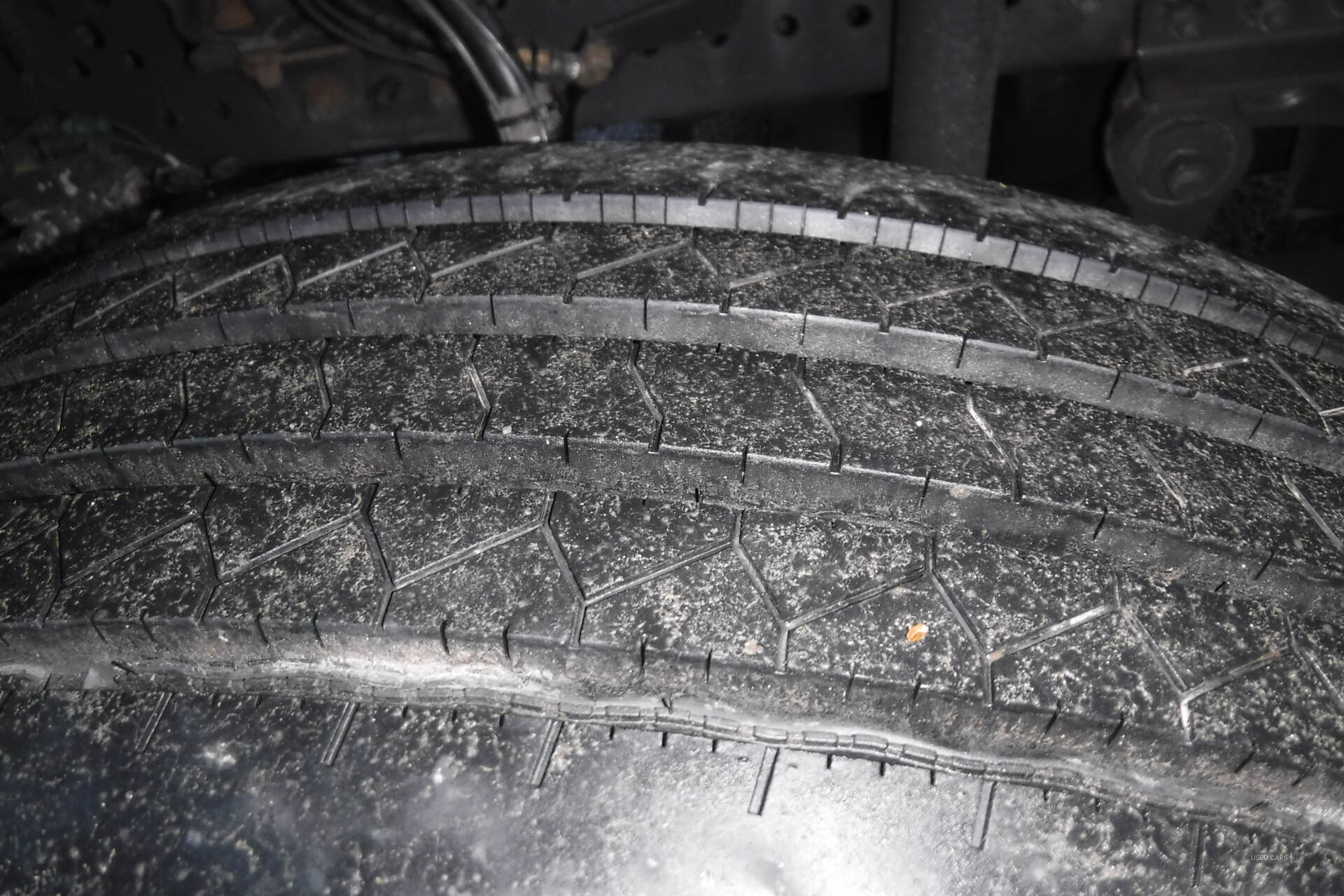 Mercedes AMG GT Mercedes Antos 6x2 rear lift axle 30ft curtainside in Down