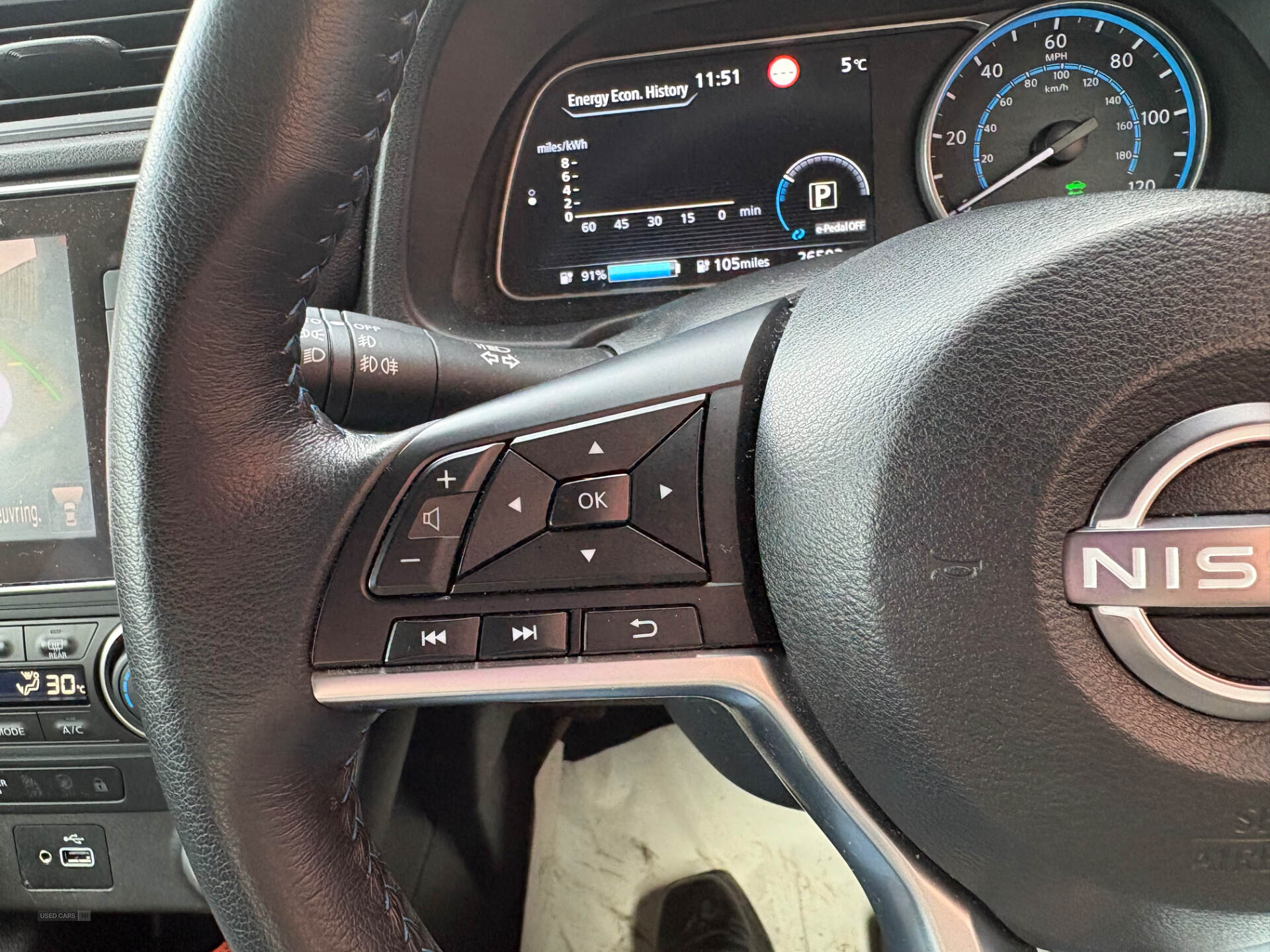 Nissan LEAF HATCHBACK in Derry / Londonderry