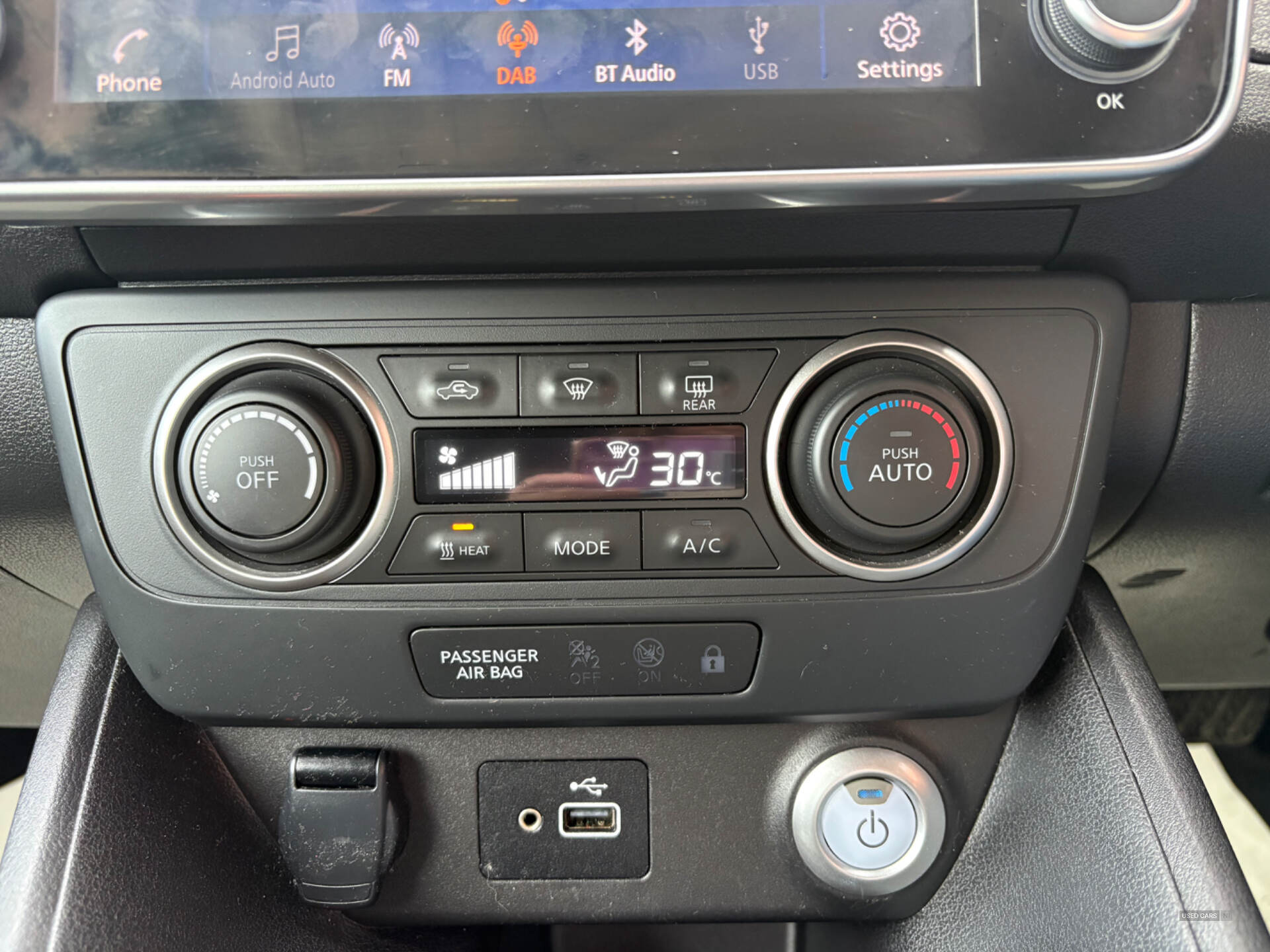 Nissan LEAF HATCHBACK in Derry / Londonderry