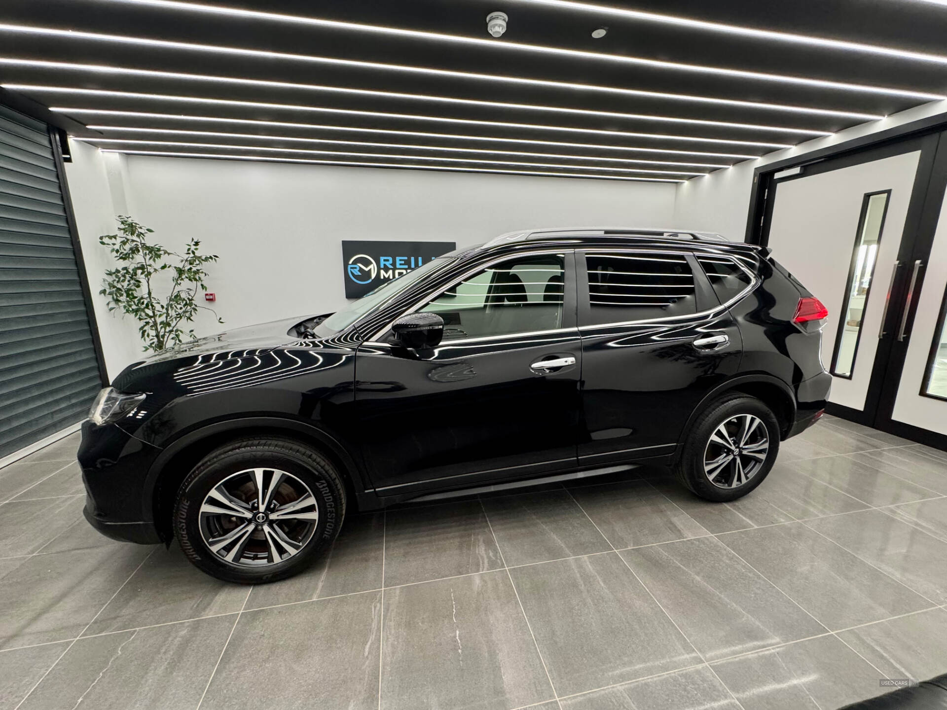 Nissan X-Trail DIESEL STATION WAGON in Derry / Londonderry