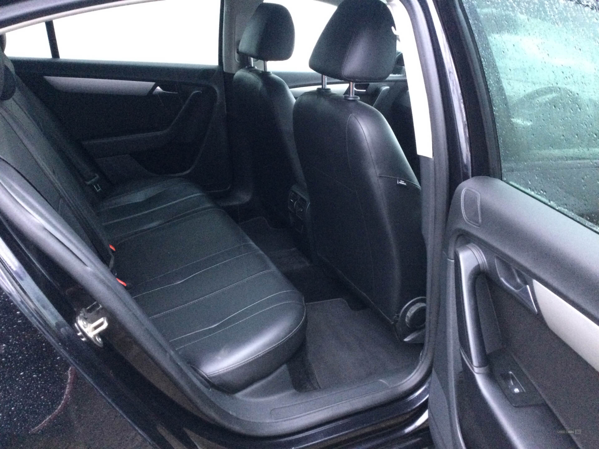 Volkswagen Passat DIESEL SALOON in Derry / Londonderry