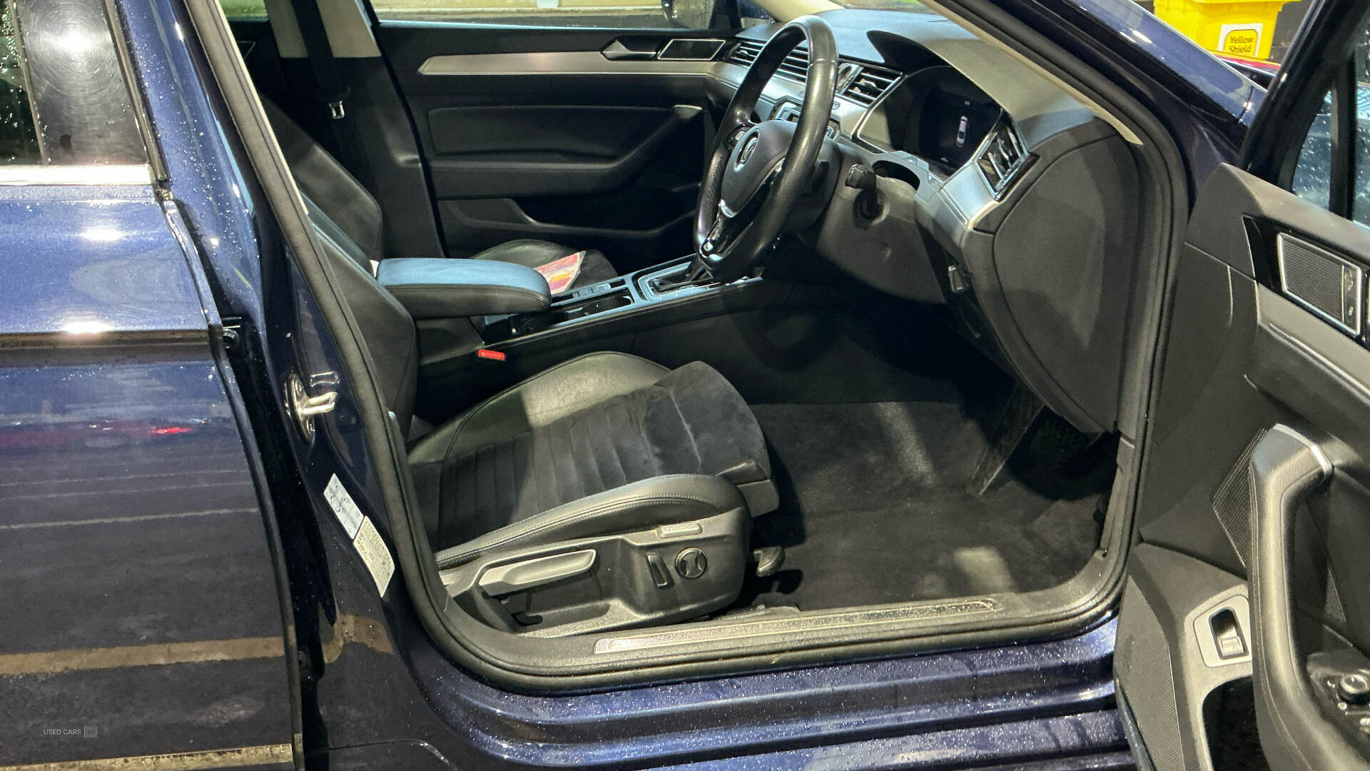 Volkswagen Passat DIESEL SALOON in Derry / Londonderry