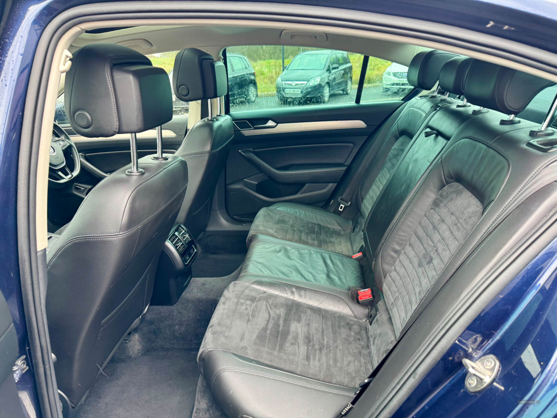 Volkswagen Passat DIESEL SALOON in Derry / Londonderry