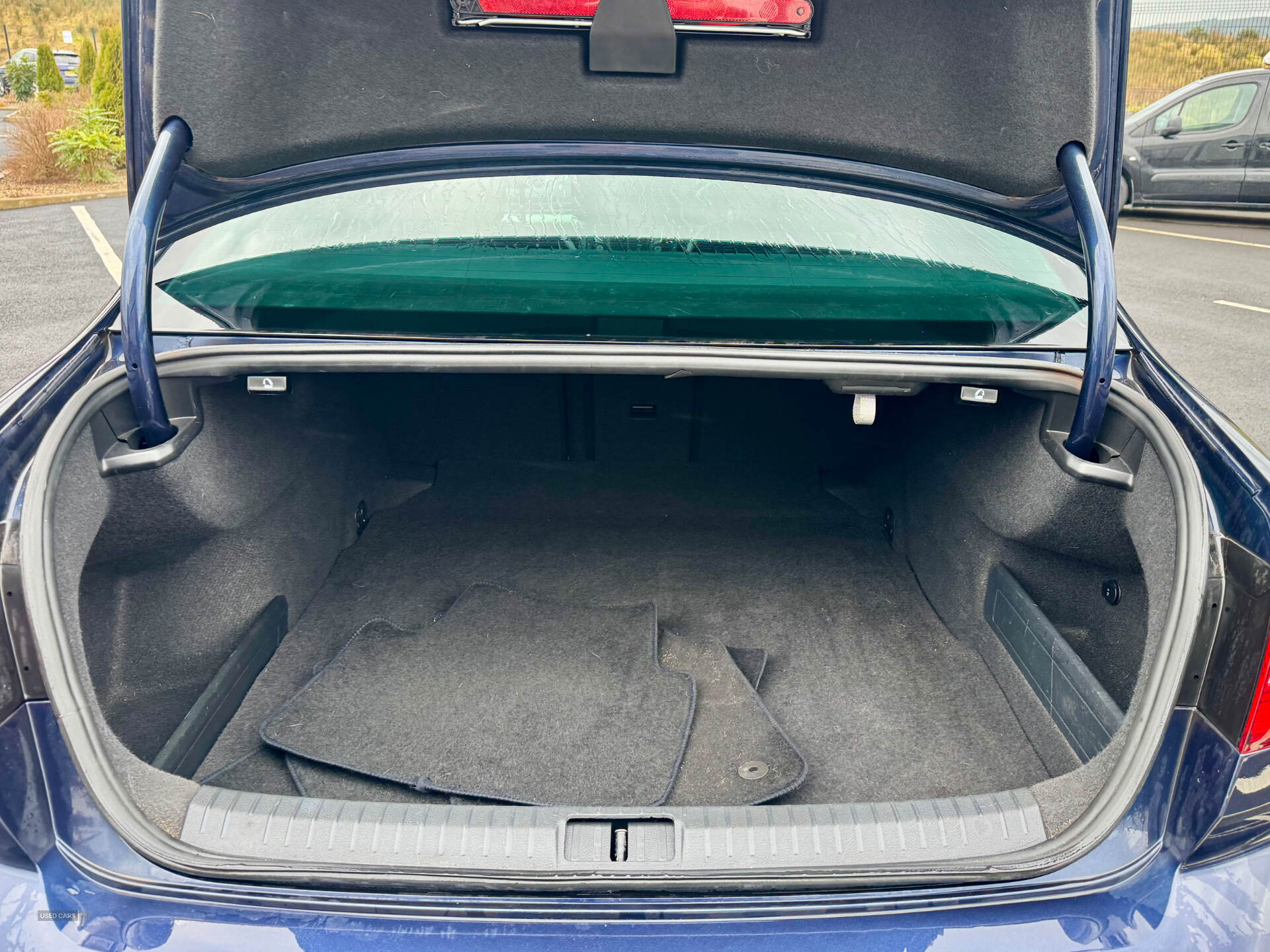 Volkswagen Passat DIESEL SALOON in Derry / Londonderry