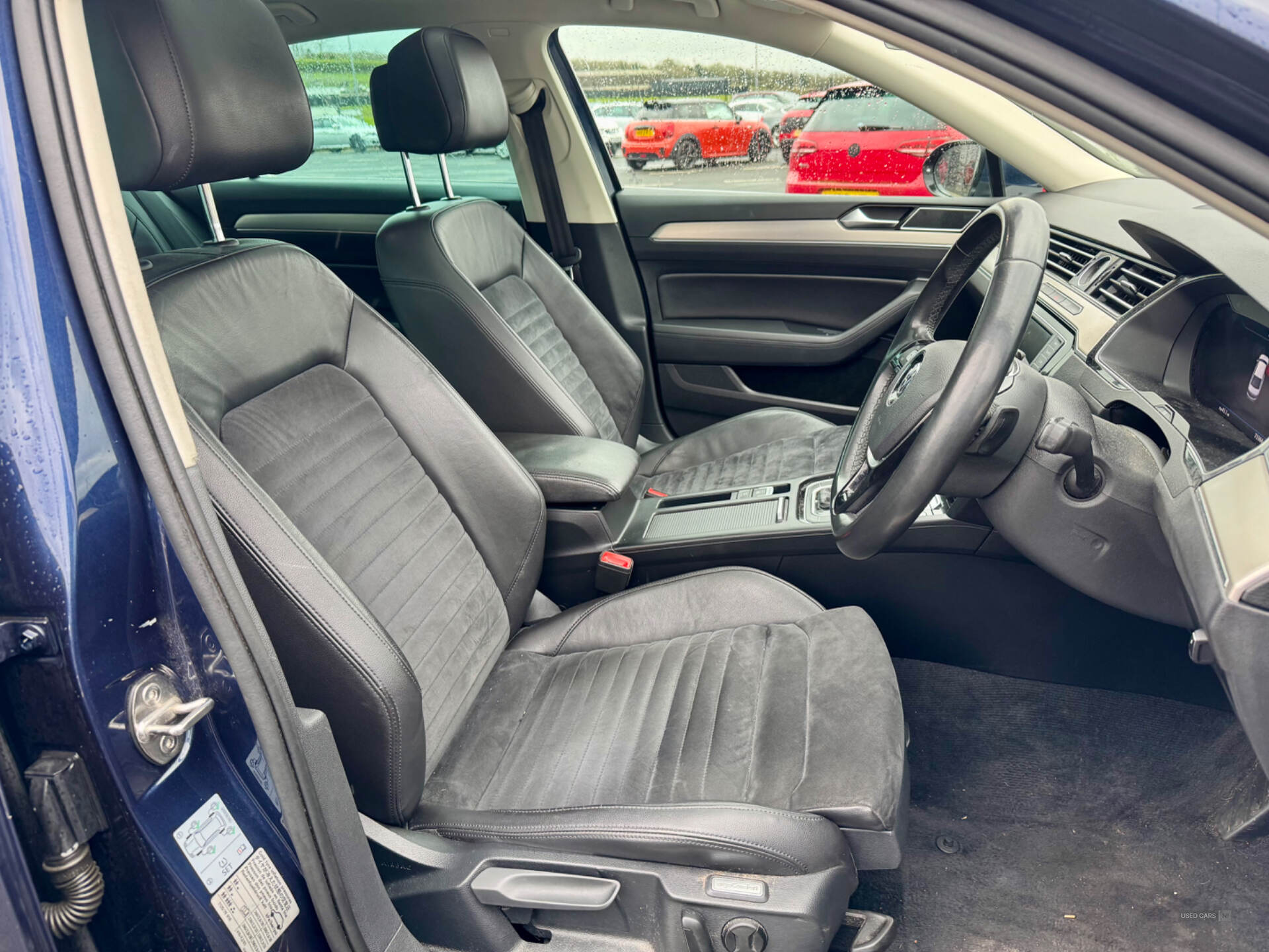 Volkswagen Passat DIESEL SALOON in Derry / Londonderry