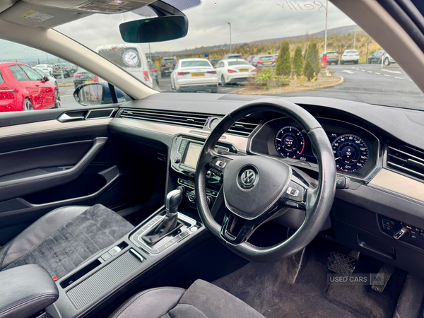 Volkswagen Passat DIESEL SALOON in Derry / Londonderry