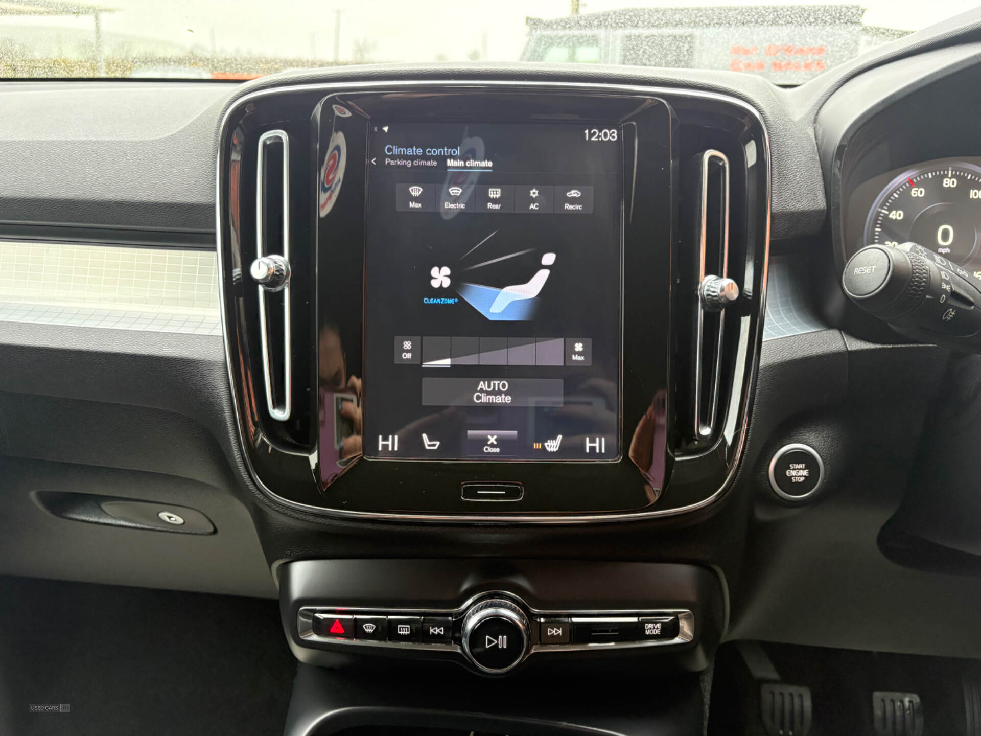 Volvo XC40 DIESEL ESTATE in Derry / Londonderry