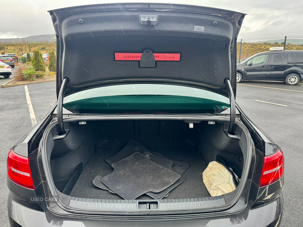 Volkswagen Passat DIESEL SALOON in Derry / Londonderry