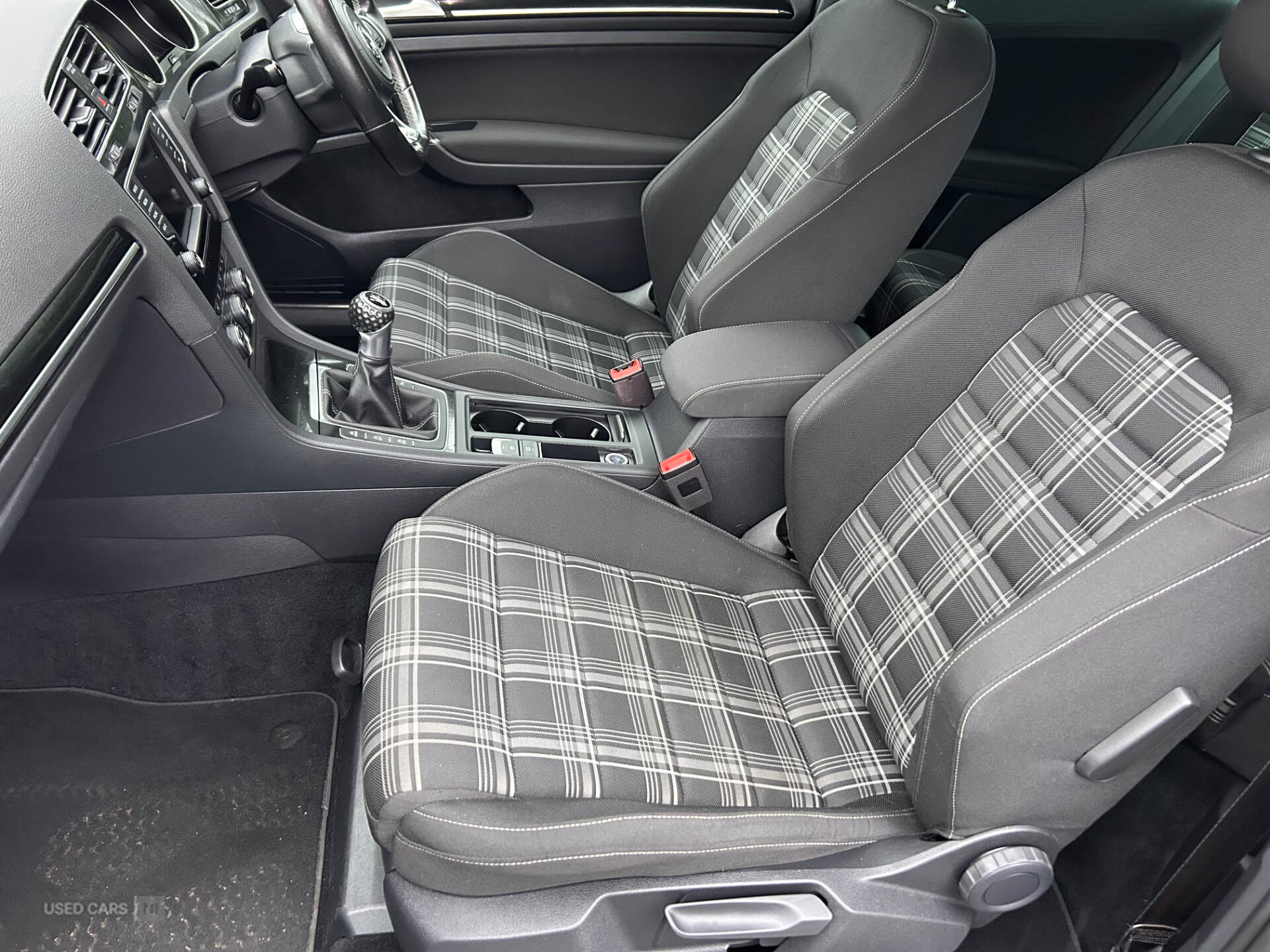 Volkswagen Golf DIESEL HATCHBACK in Antrim