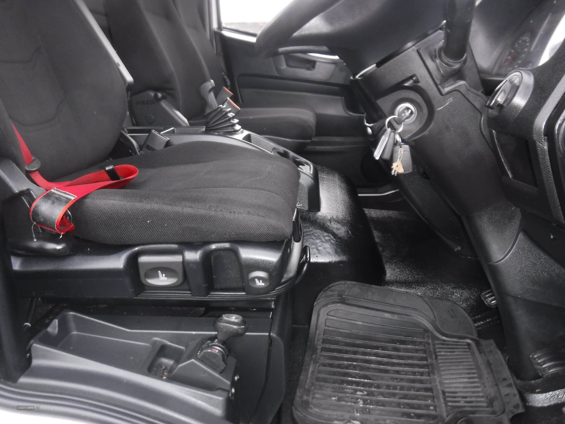 Iveco Eurocargo 75-16 7500kg tipper 32000 miles in Down