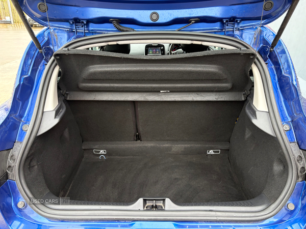 Renault Clio HATCHBACK in Derry / Londonderry