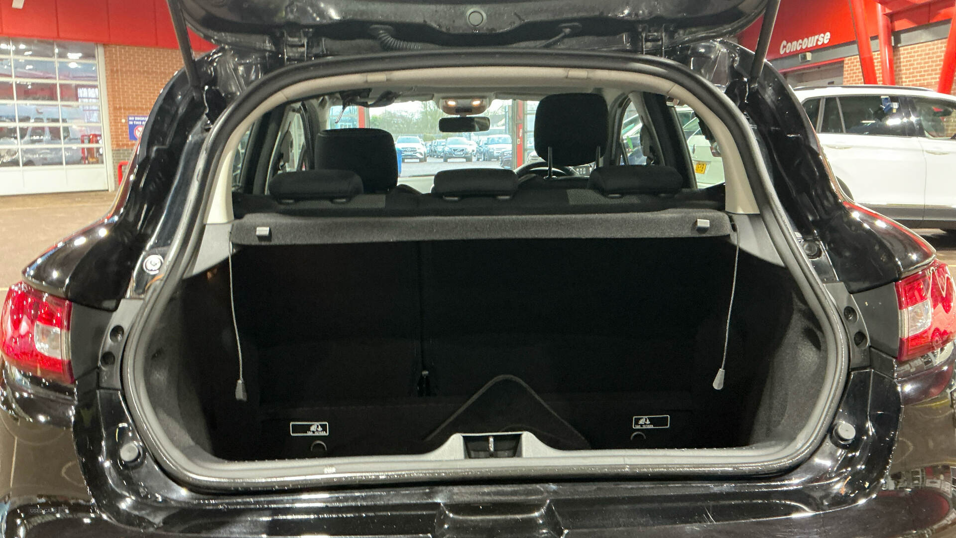 Renault Clio DIESEL HATCHBACK in Derry / Londonderry