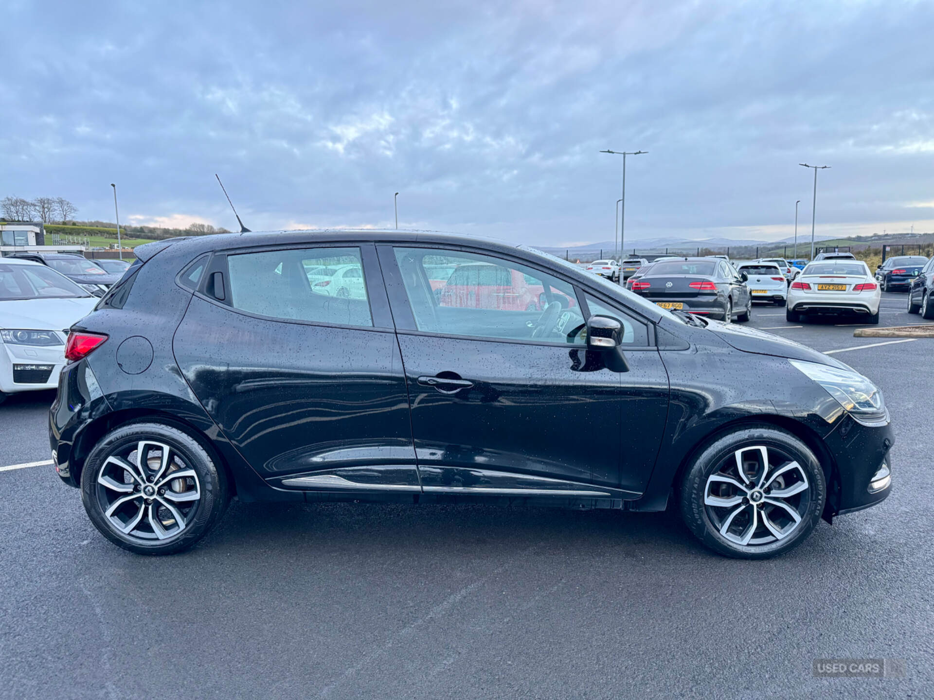Renault Clio DIESEL HATCHBACK in Derry / Londonderry