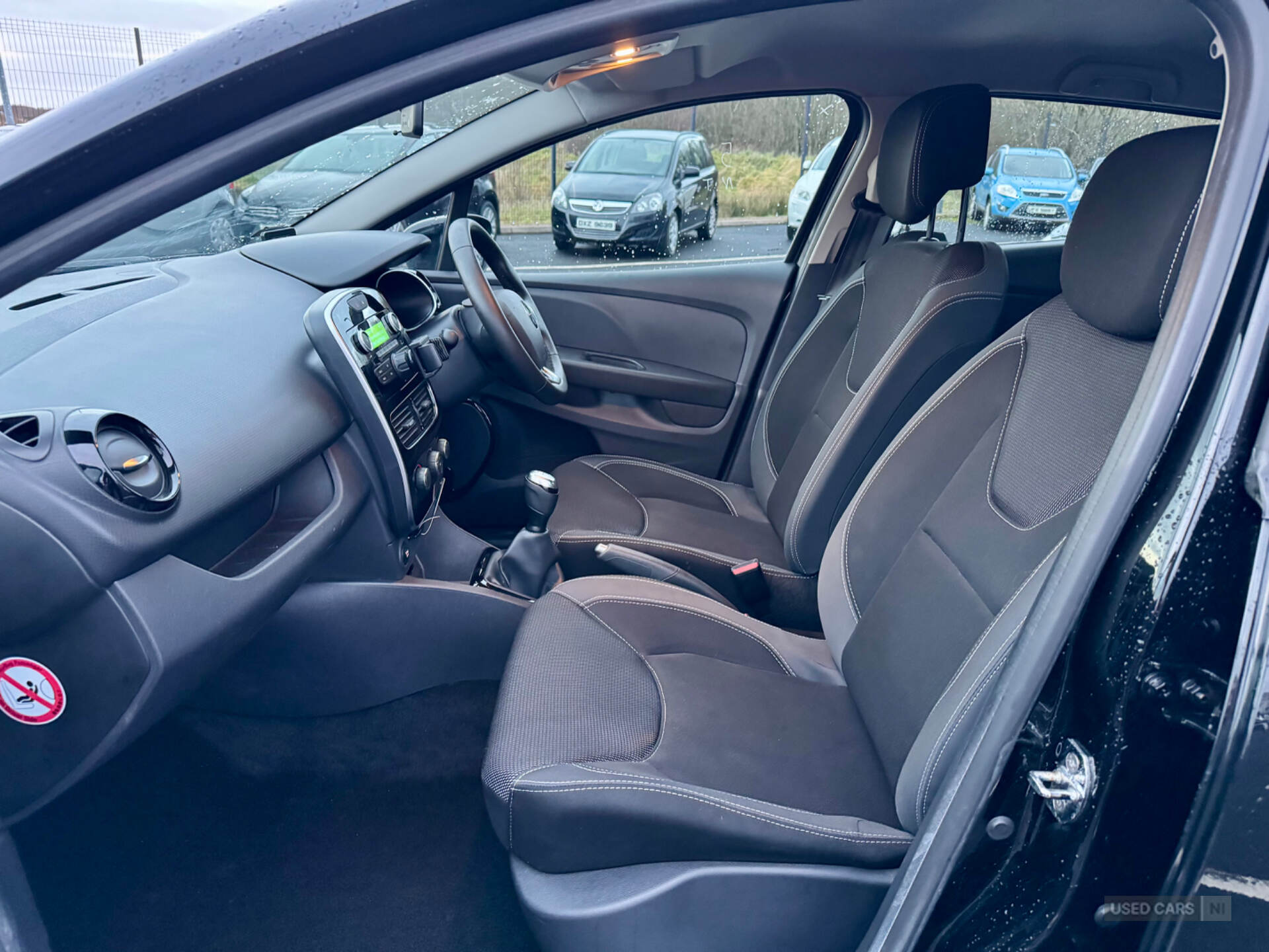 Renault Clio DIESEL HATCHBACK in Derry / Londonderry