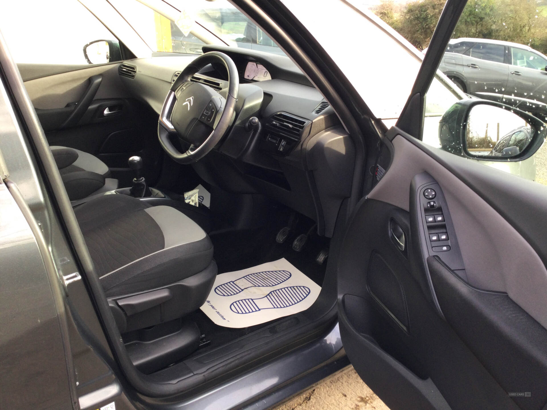 Citroen C4 Picasso DIESEL ESTATE in Derry / Londonderry