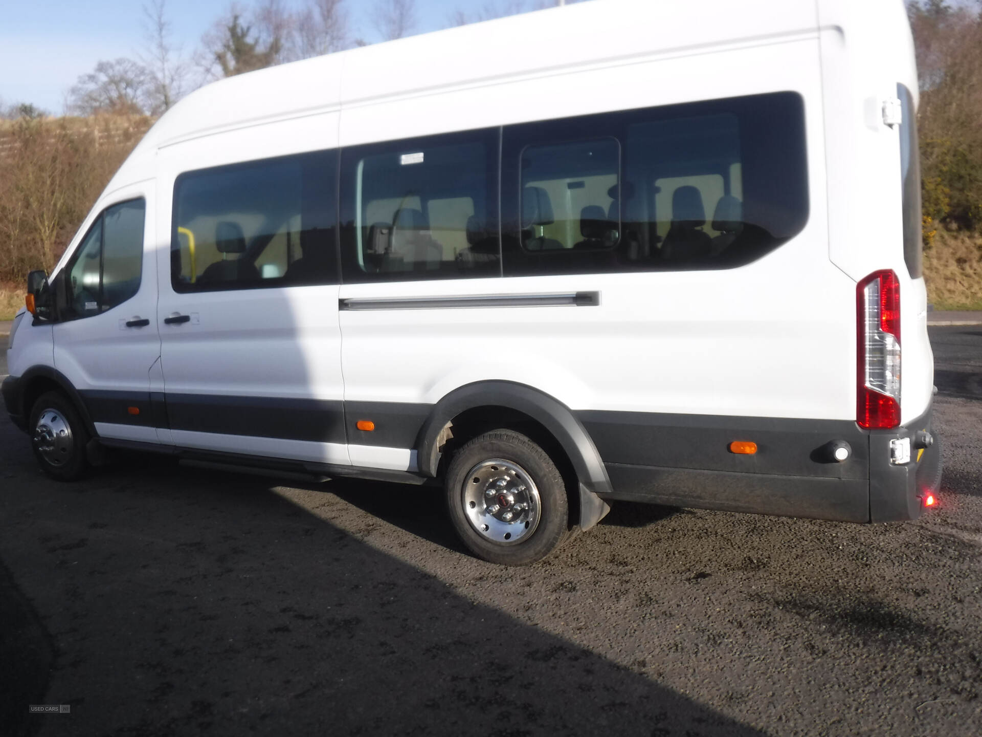 Ford Transit 460 L4 MINIBUS DIESEL RWD in Down