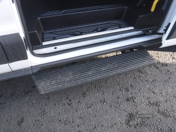 Ford Transit 460 L4 MINIBUS DIESEL RWD in Down