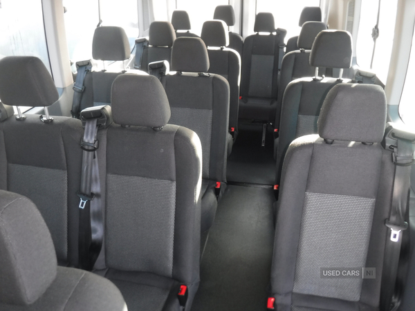 Ford Transit 460 L4 MINIBUS DIESEL RWD in Down