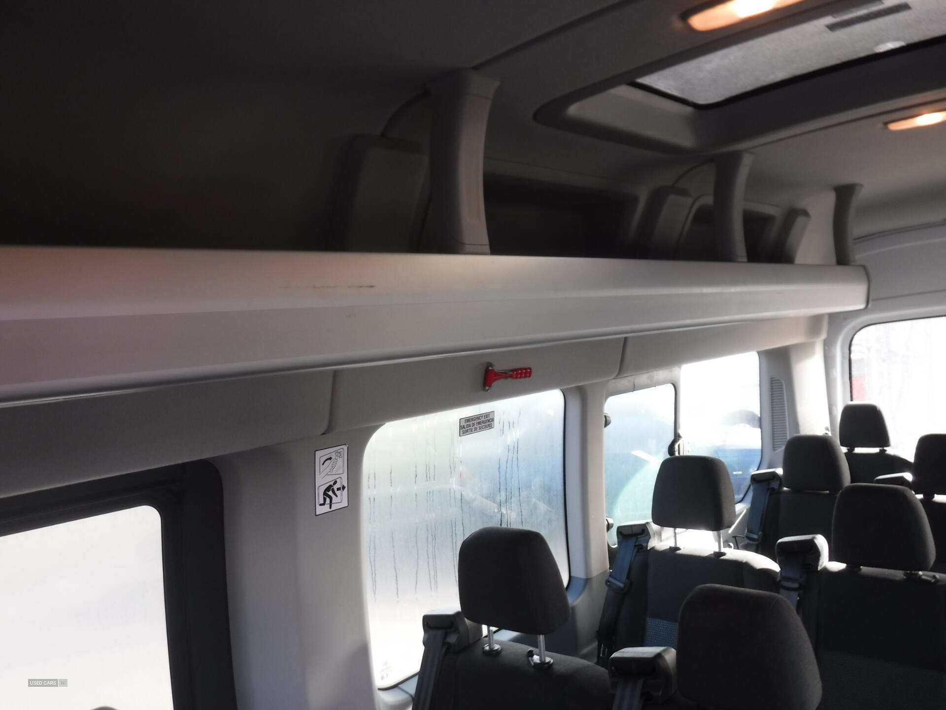 Ford Transit 460 L4 MINIBUS DIESEL RWD in Down