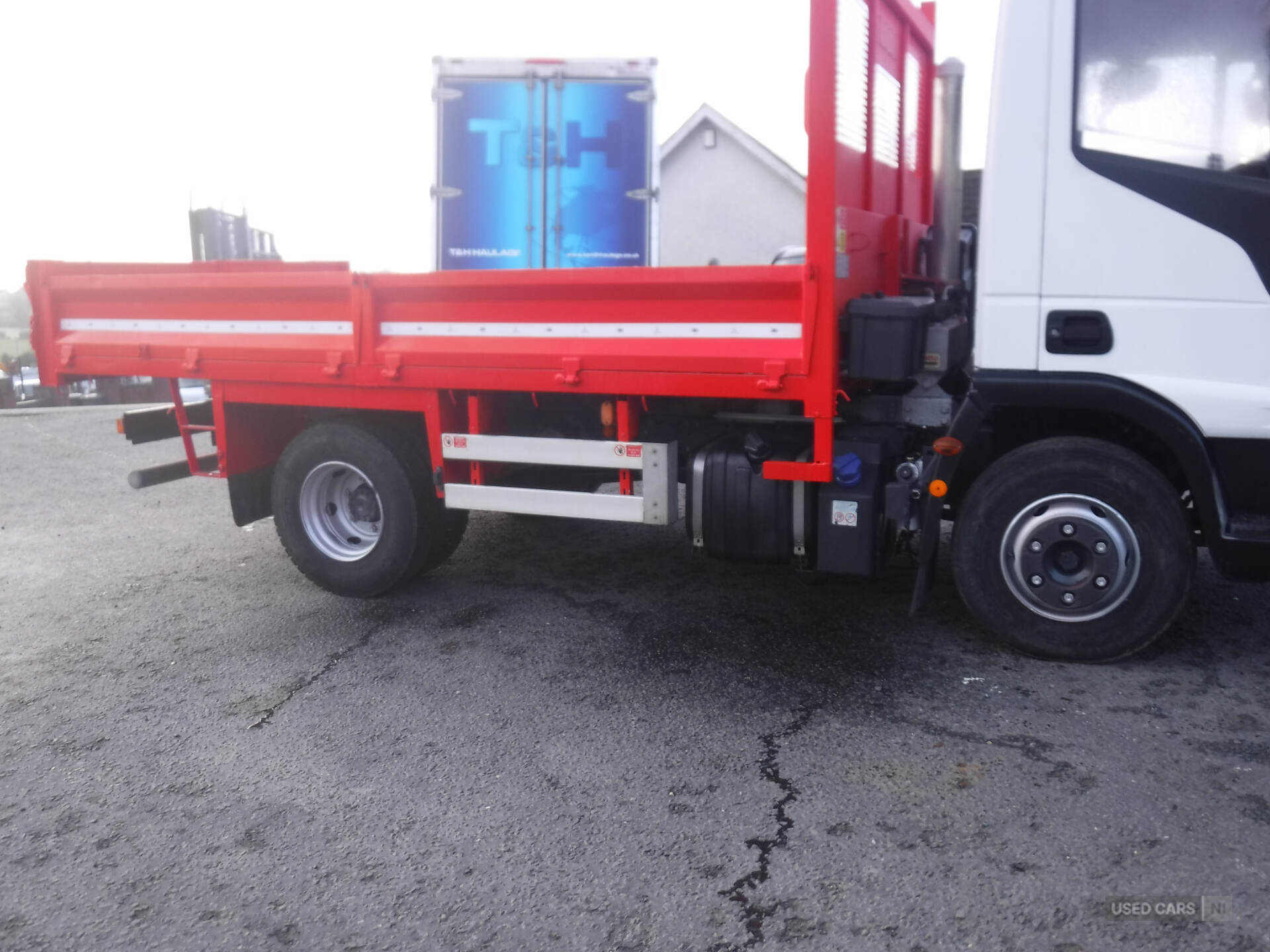 Iveco Eurocargo 2020 75-190 7500kg gross 6 speed manual tipper. in Down