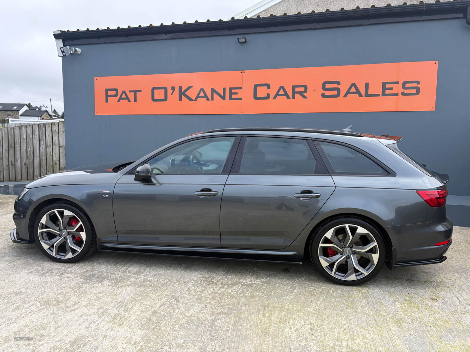 Audi A4 DIESEL AVANT in Derry / Londonderry