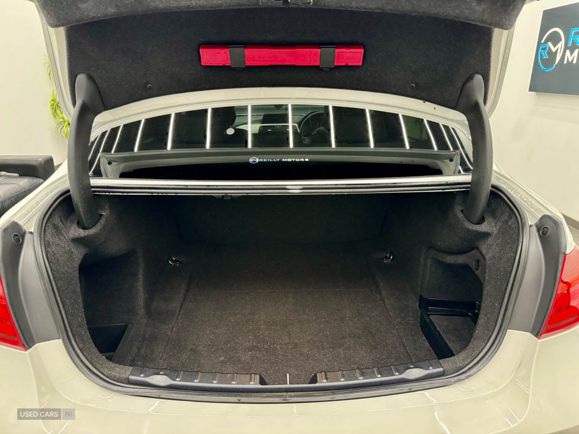 BMW 3 Series DIESEL SALOON in Derry / Londonderry